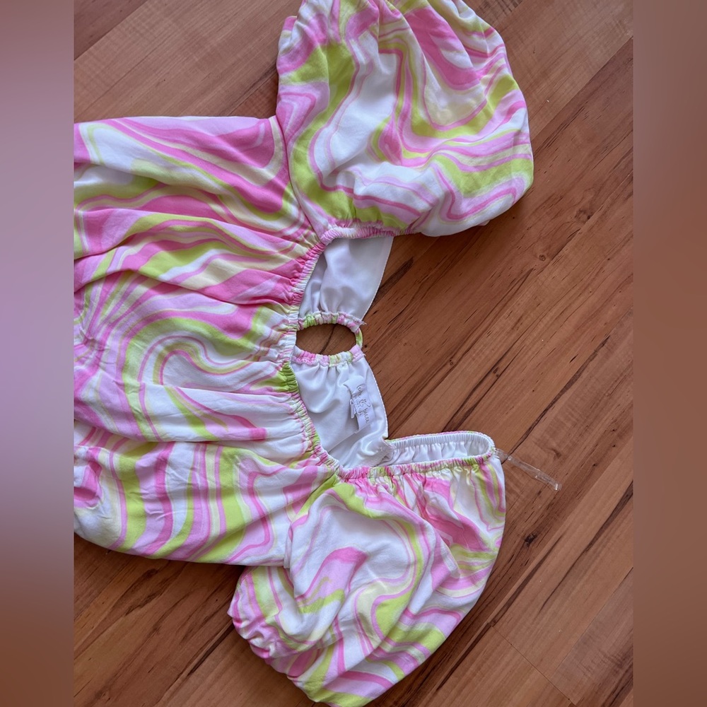 Cute pink and green crop top